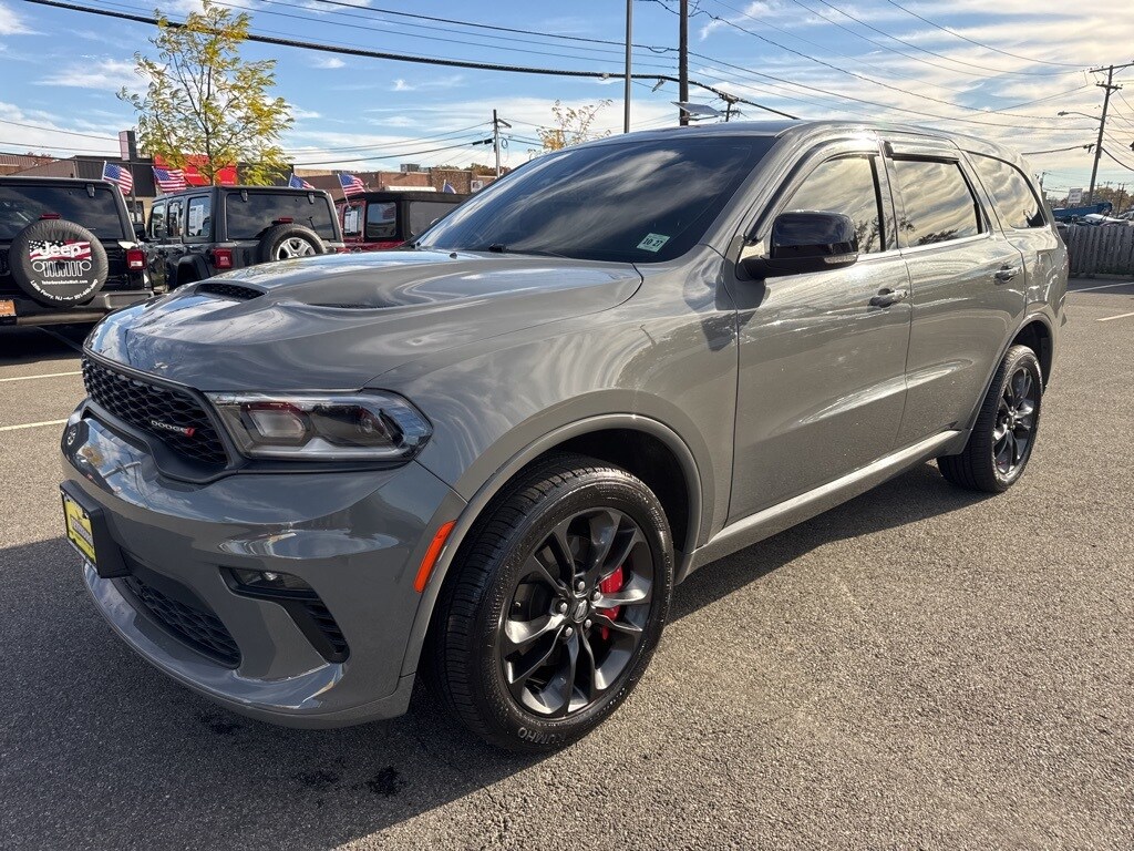 2022 Dodge Durango GT Plus photo 2