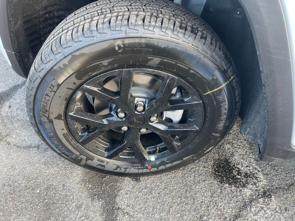 2026 Jeep Grand Cherokee Laredo - Photo 27