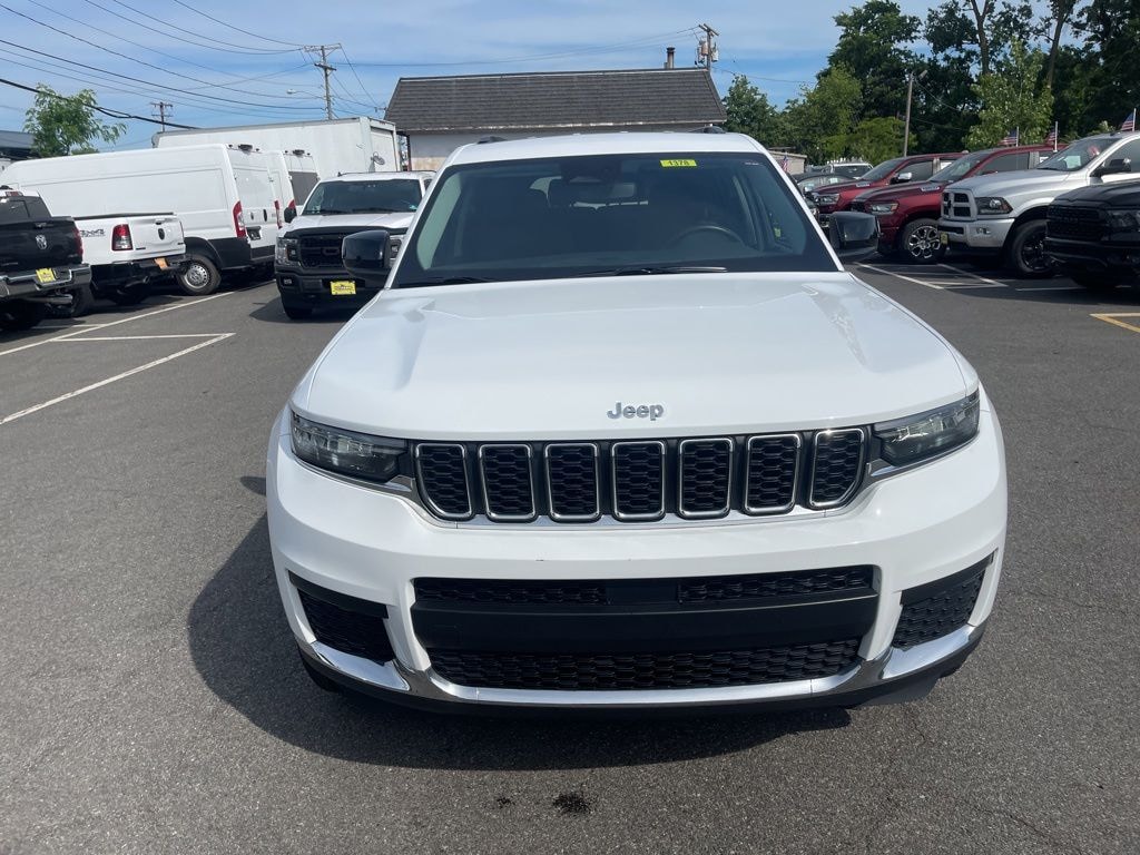 Certified 2022 Jeep New Grand Cherokee Laredo SUV