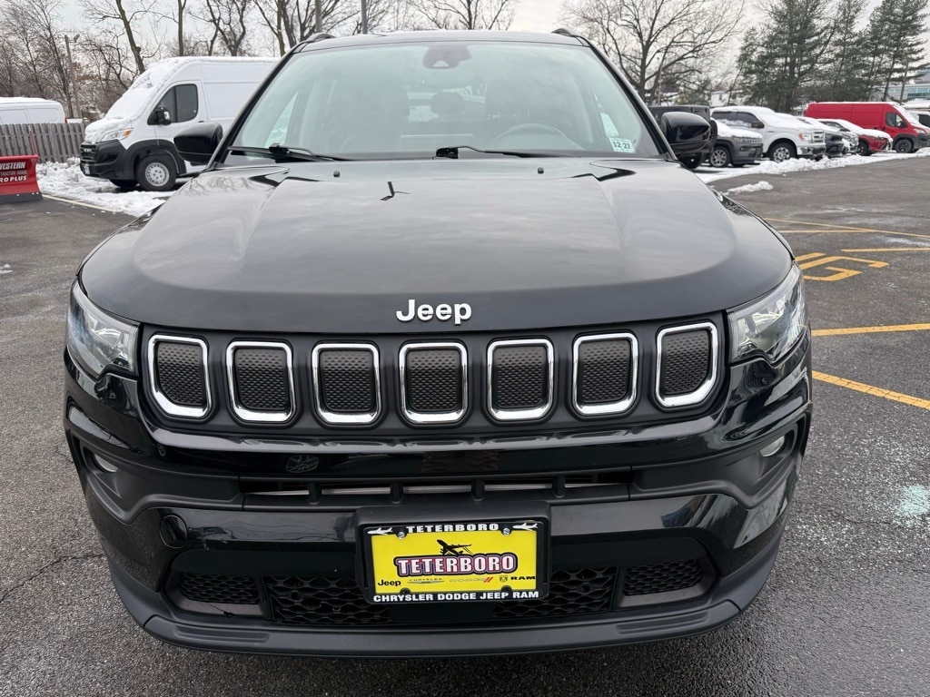 Certified 2022 Jeep Compass Latitude Lux SUV
