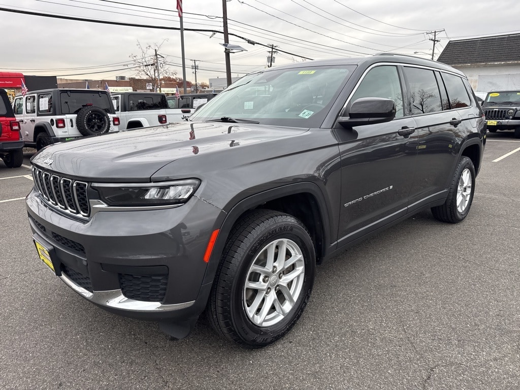 Certified 2022 Jeep New Grand Cherokee Laredo SUV