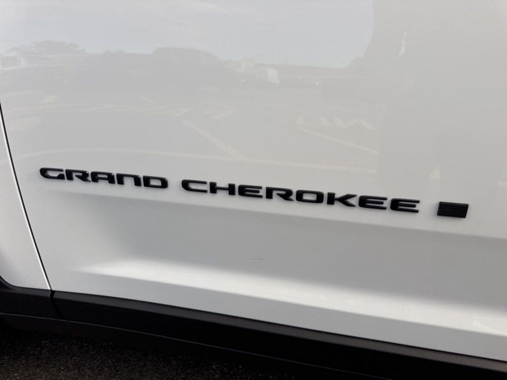 New 2025 Jeep Grand Cherokee Limited Sport Utility