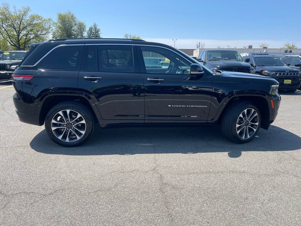 Certified 2022 Jeep Grand Cherokee Overland SUV