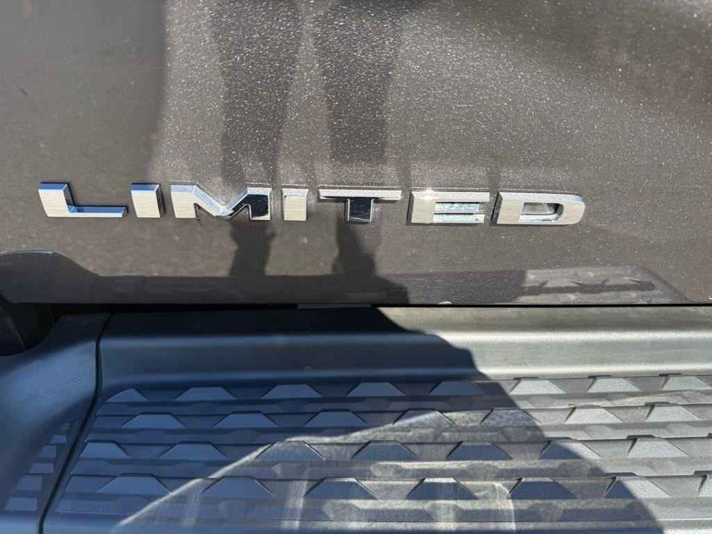2022 RAM Ram 2500 Pickup Laramie Limited - Photo 34