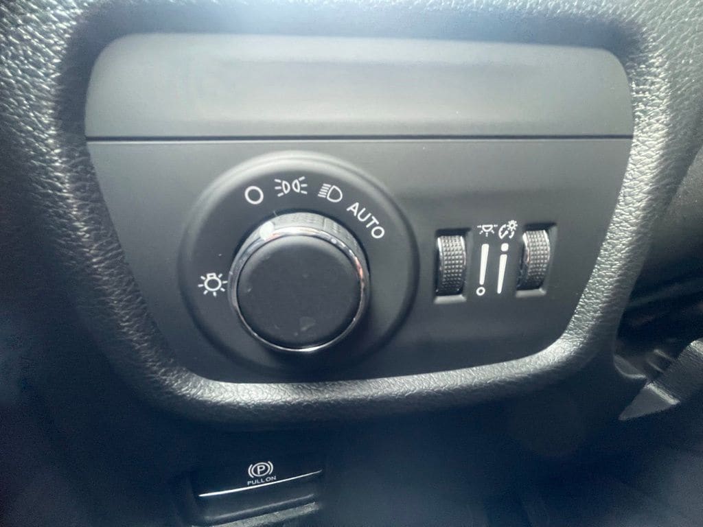2026 Jeep Grand Cherokee Laredo - Photo 17