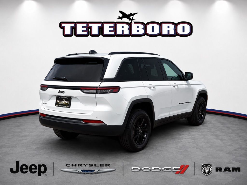 2026 Jeep Grand Cherokee Laredo - Photo 7