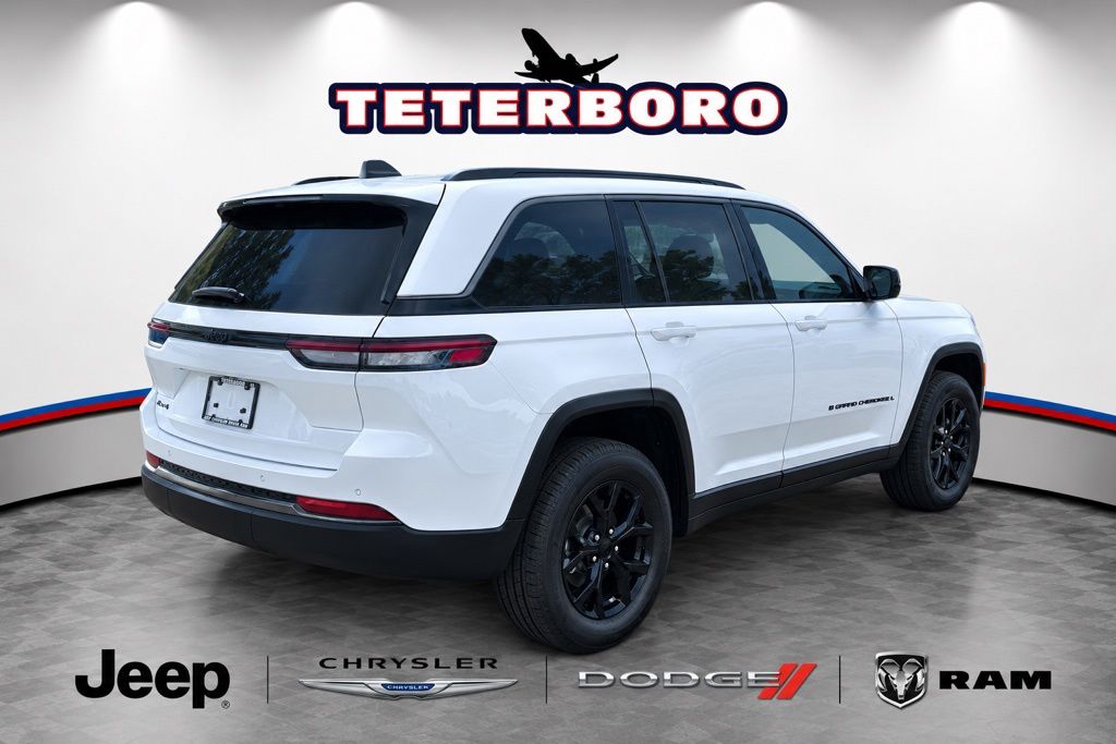 2026 Jeep Grand Cherokee Laredo - Photo 7