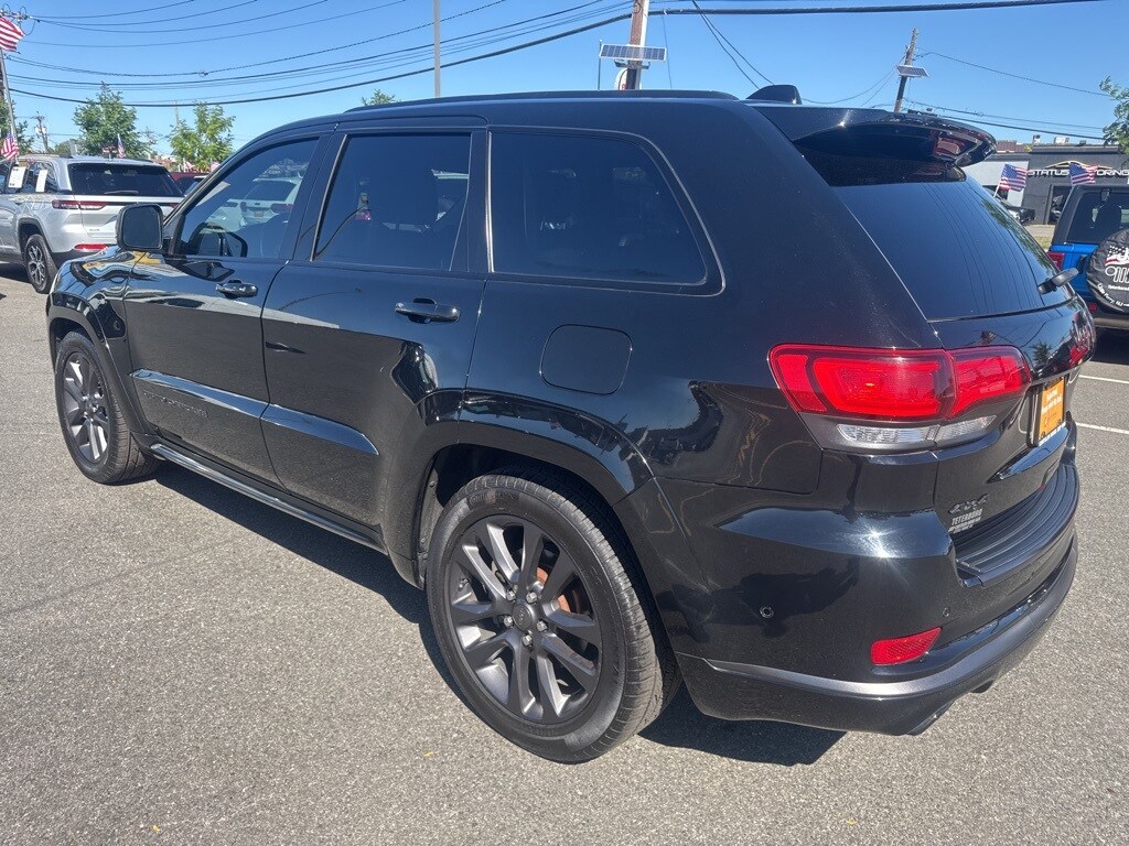 2018 Jeep Grand Cherokee Overland photo 4