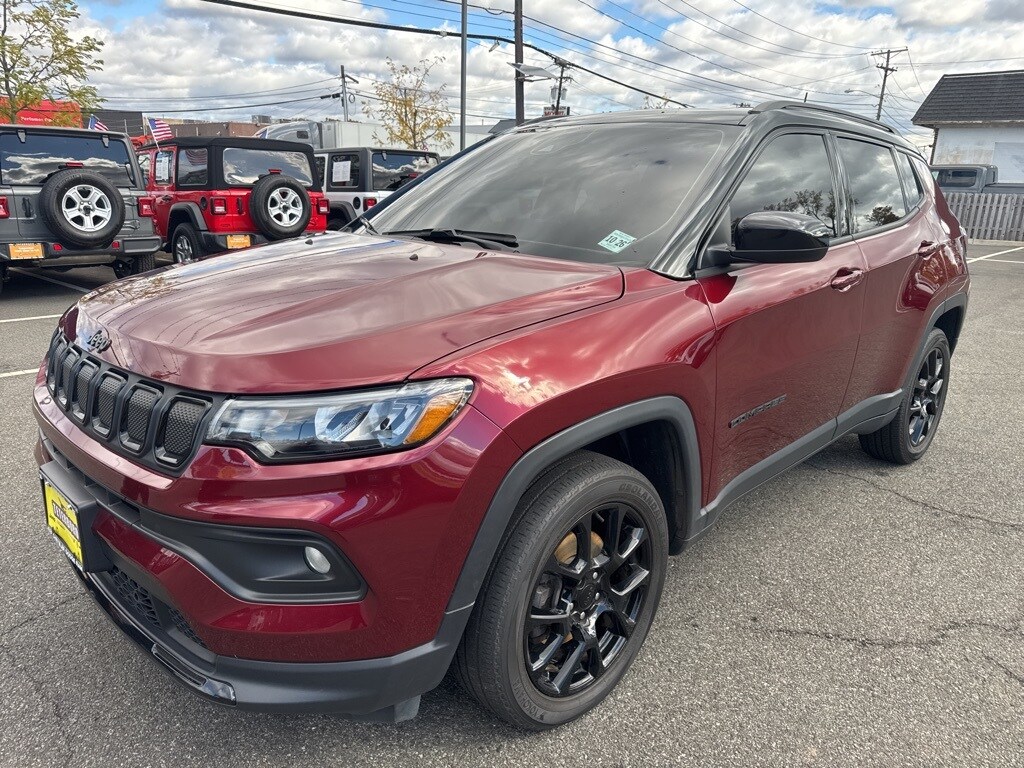 Used 2022 Jeep Compass Latitude SUV