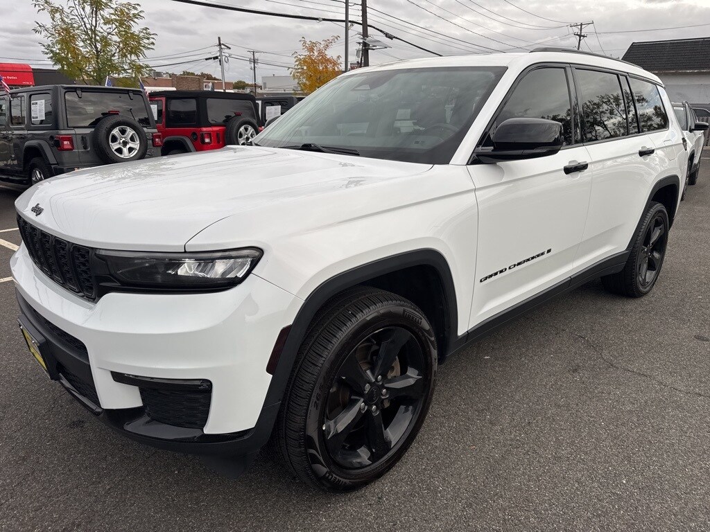 Used 2022 Jeep New Grand Cherokee Limited SUV