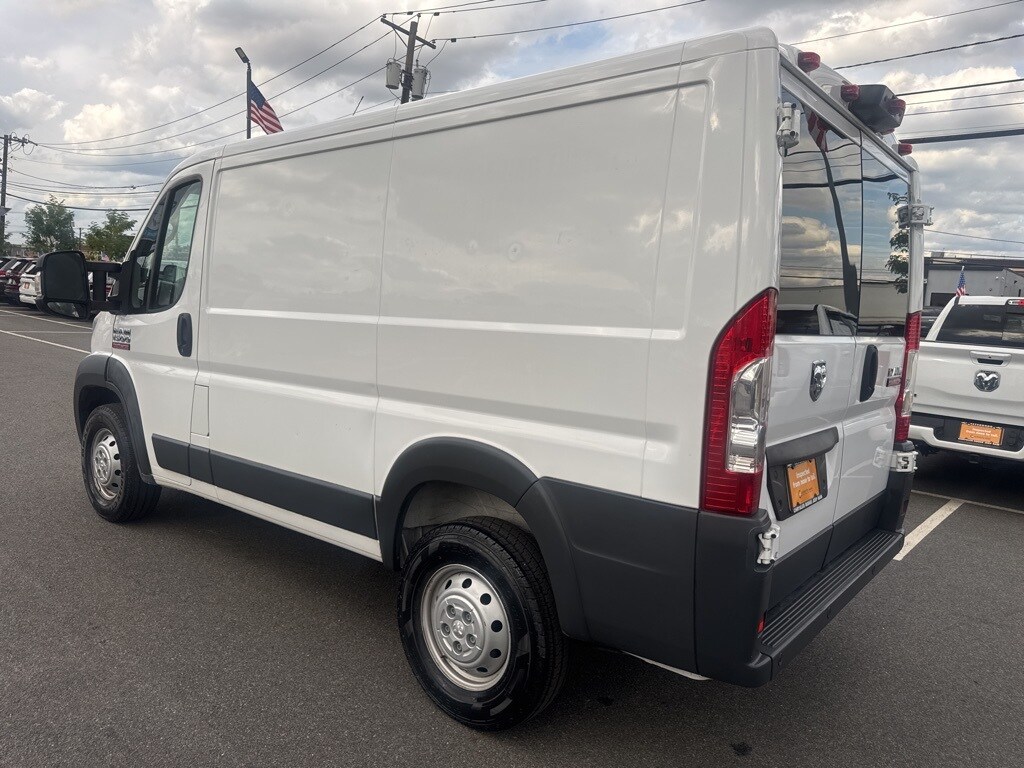 2018 Ram ProMaster 1500 Cargo Van photo 3
