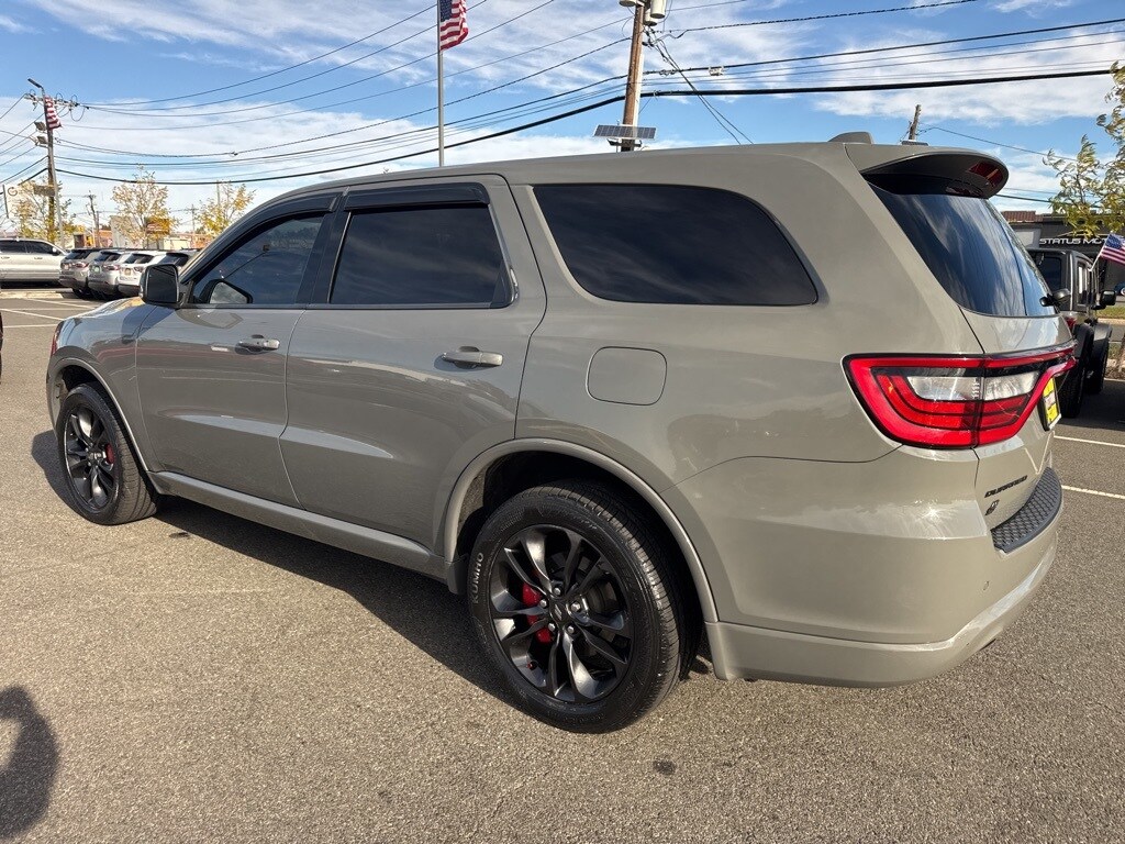 2022 Dodge Durango GT Plus photo 3