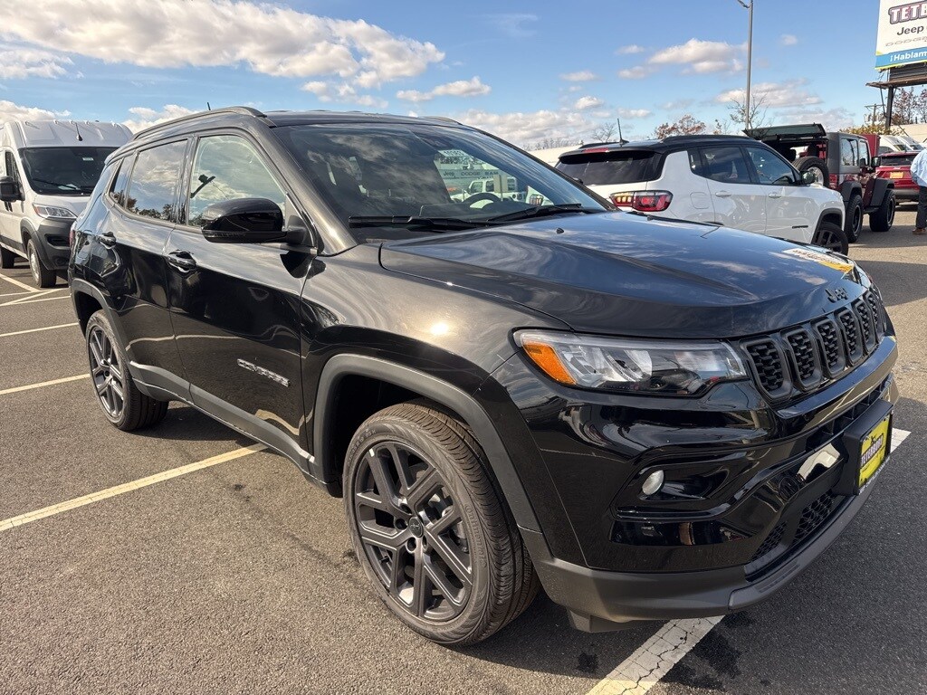 2026 Jeep Compass Limited Altitude's photo