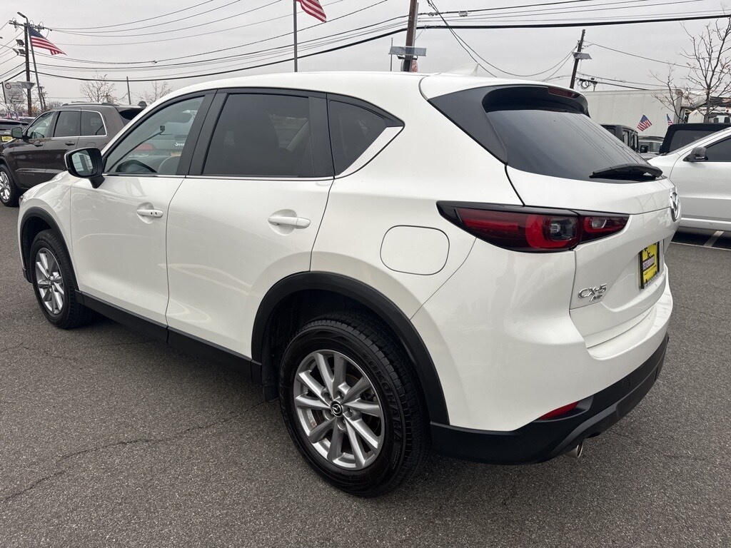 2023 Mazda CX-5 2.5 S Preferred photo 3