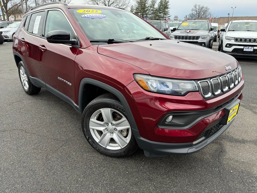 2022 Jeep Compass Latitude's photo