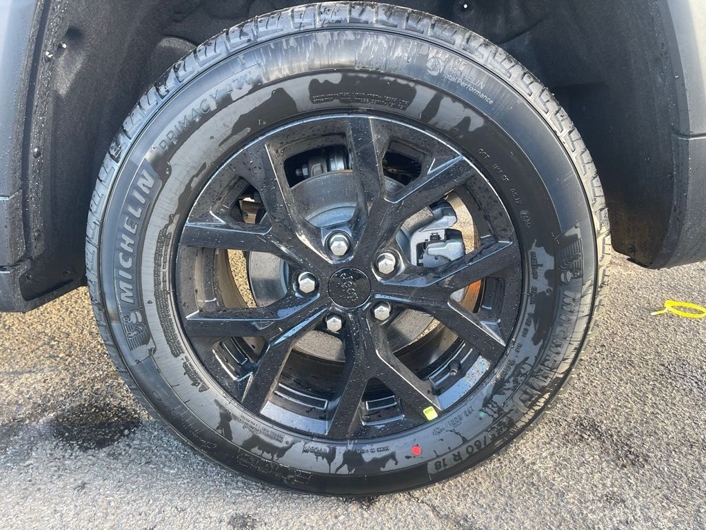 2026 Jeep Grand Cherokee Laredo - Photo 32