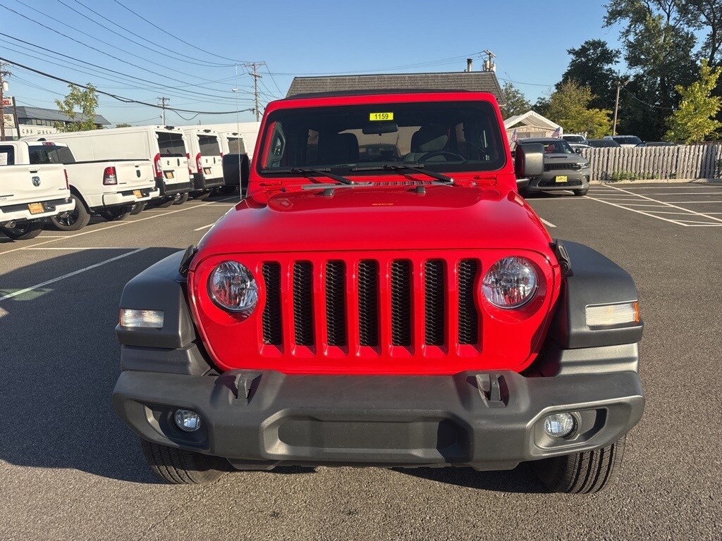 2022 Jeep Wrangler Unlimited Sport S photo 2