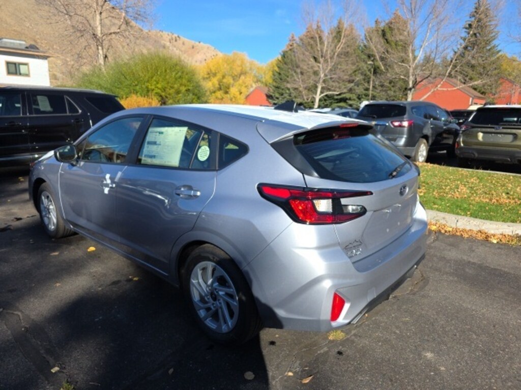 New 2025 Subaru Impreza Base 5-Door
