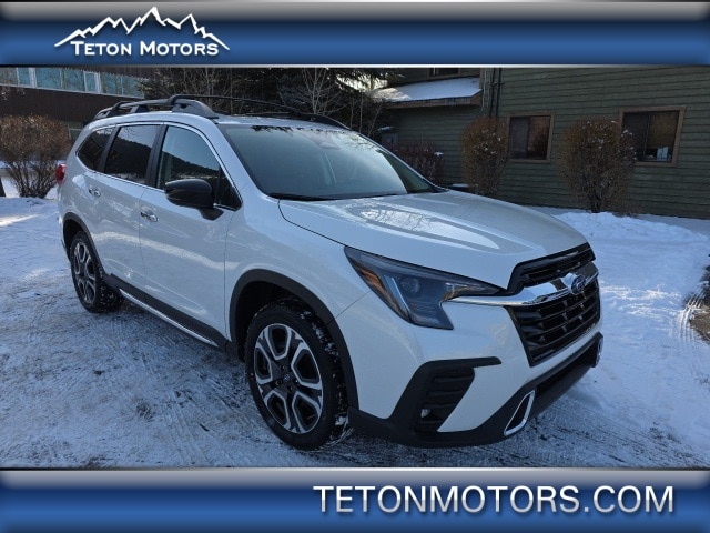 2026 Subaru Ascent Touring's photo