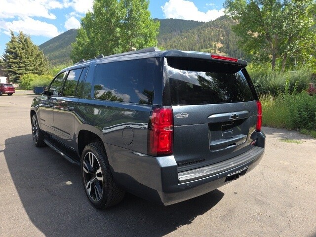 2020 Chevrolet Suburban Premier photo 3