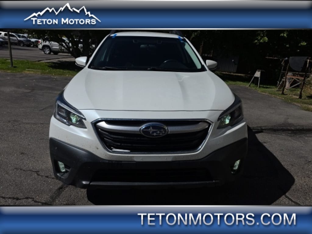 Used 2022 Subaru Outback Premium SUV