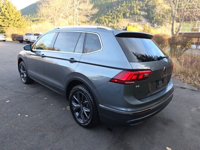 2023 Volkswagen Tiguan SE photo 3