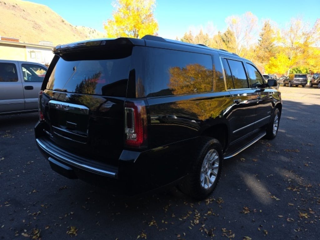 Used 2015 GMC Yukon XL Denali SUV