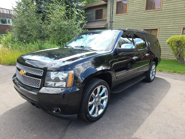 2014 Chevrolet Suburban 1500 LTZ photo 3