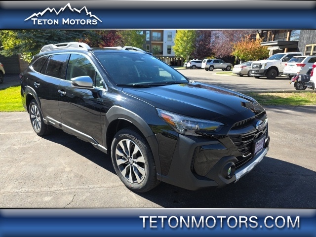 2025 Subaru Outback Touring's photo