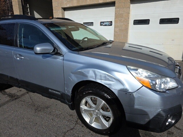 2013 Subaru Outback 2.5i photo 4