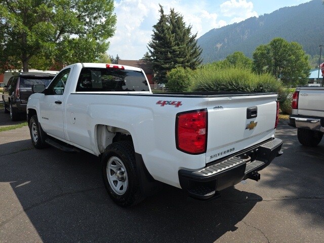 2015 Chevrolet Silverado 1500 photo 2