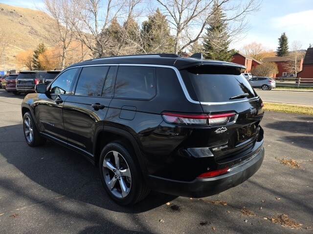 2021 Jeep Grand Cherokee Limited photo 2