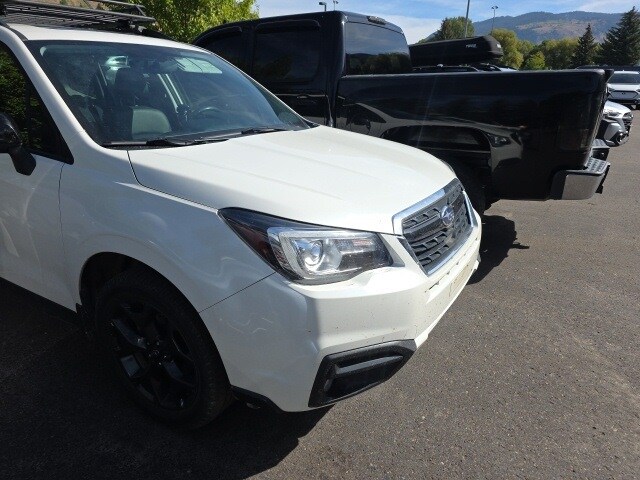 2018 Subaru Forester 2.5i Premium photo 2