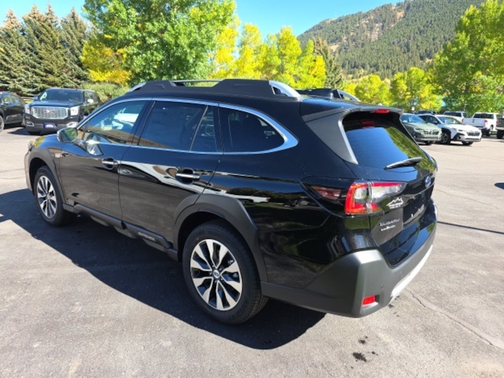 New 2025 Subaru Outback Touring SUV