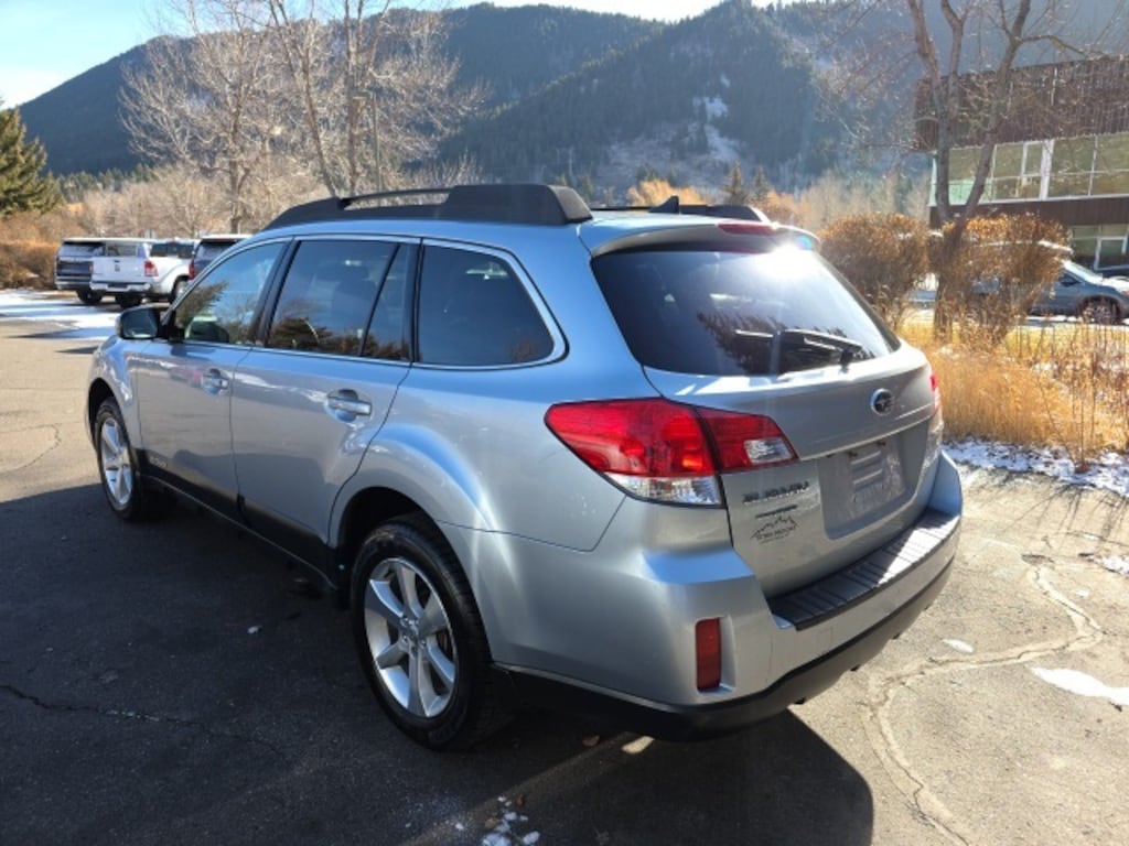 Used 2013 Subaru Outback 2.5i SUV