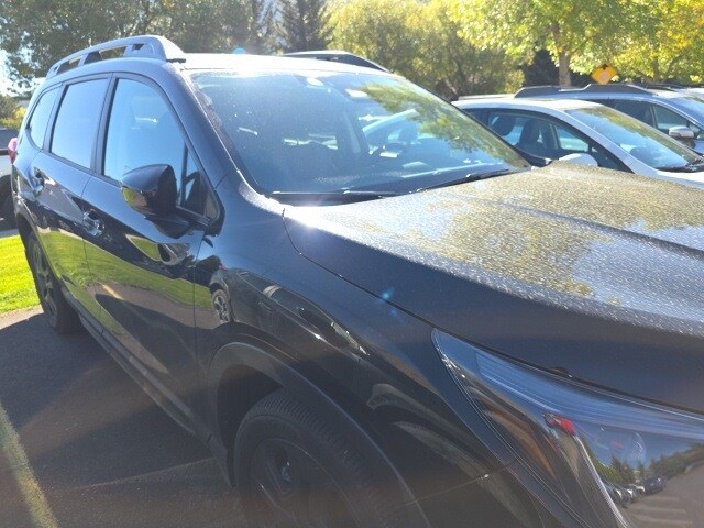 2024 Subaru Ascent Onyx Edition photo 3