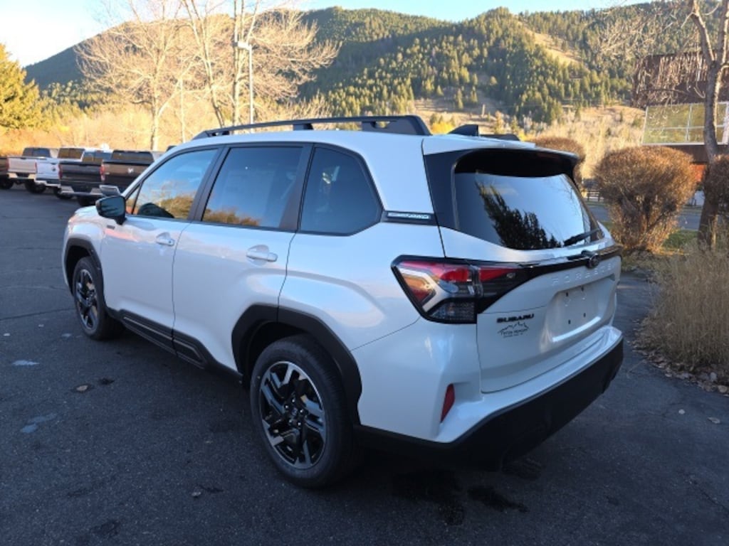 New 2025 Subaru Forester Hybrid Limited SUV