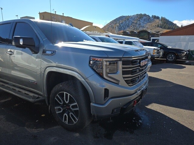 2024 Gmc Sierra 1500 AT4 photo 2