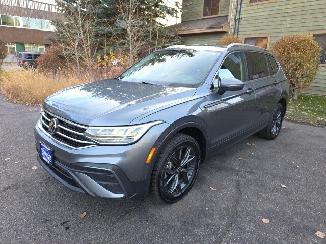 2023 Volkswagen Tiguan SE photo 4