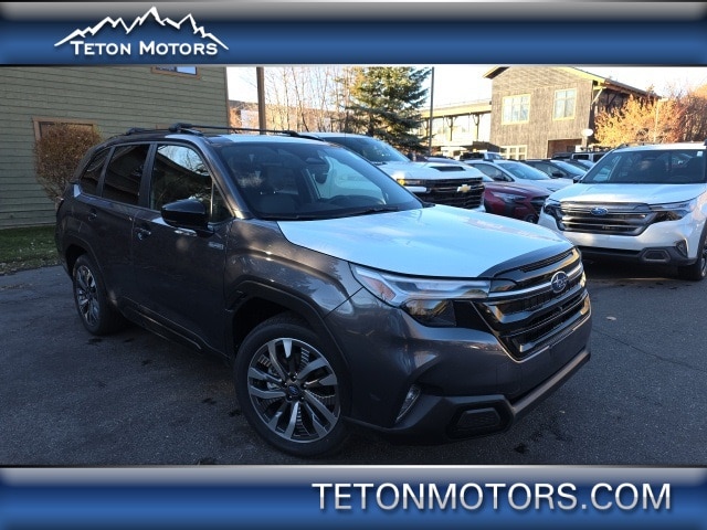 2025 Subaru Forester Touring's photo