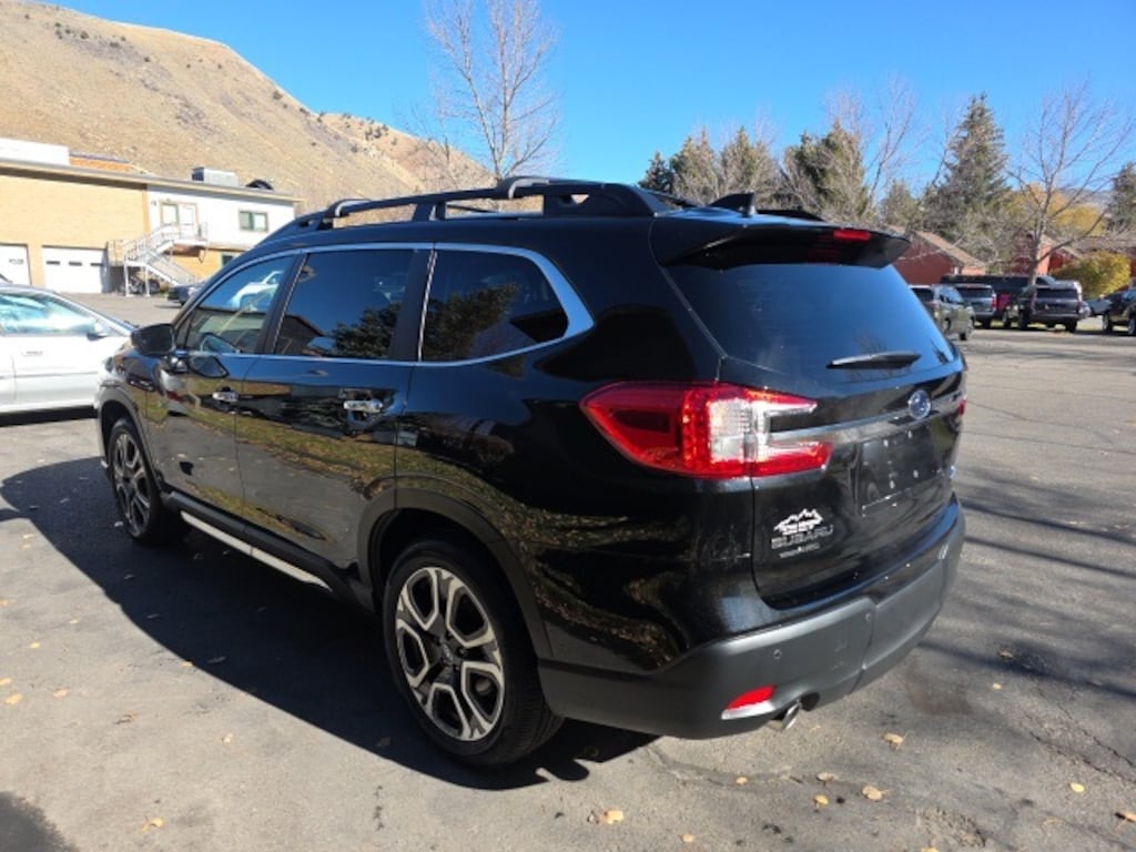 New 2025 Subaru Ascent Touring 7-Passenger SUV