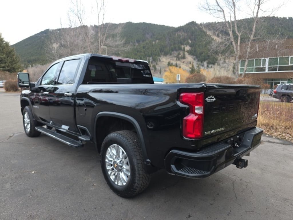 Used 2021 Chevrolet Silverado 2500HD High Country Truck
