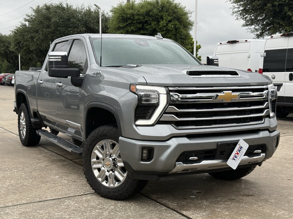 Used 2025 Chevrolet Silverado 2500 HD High Country Truck Crew Cab