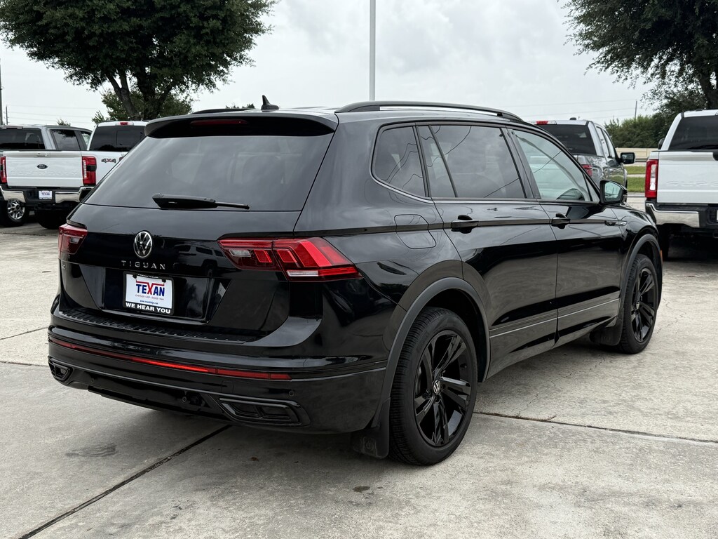 Used 2023 Volkswagen Tiguan SE R-Line Black SUV