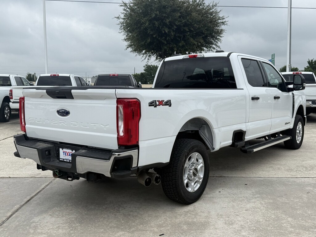 Certified 2025 Ford F-250 XLT Truck Crew Cab