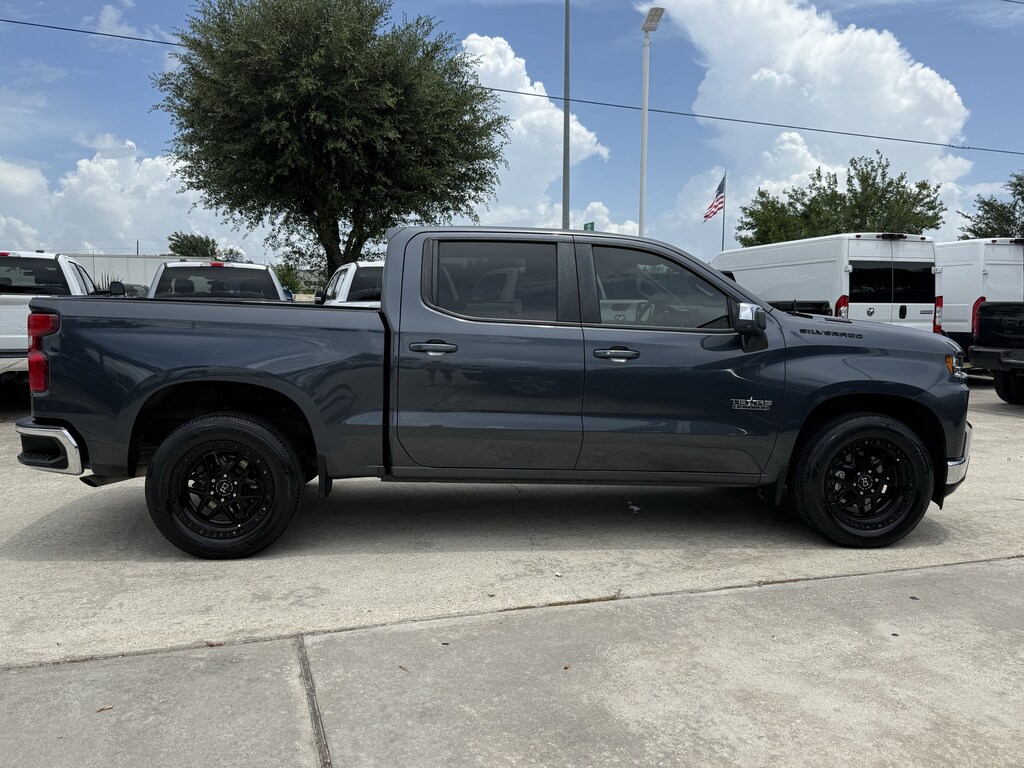 Used 2021 Chevrolet Silverado 1500 LT Truck Crew Cab