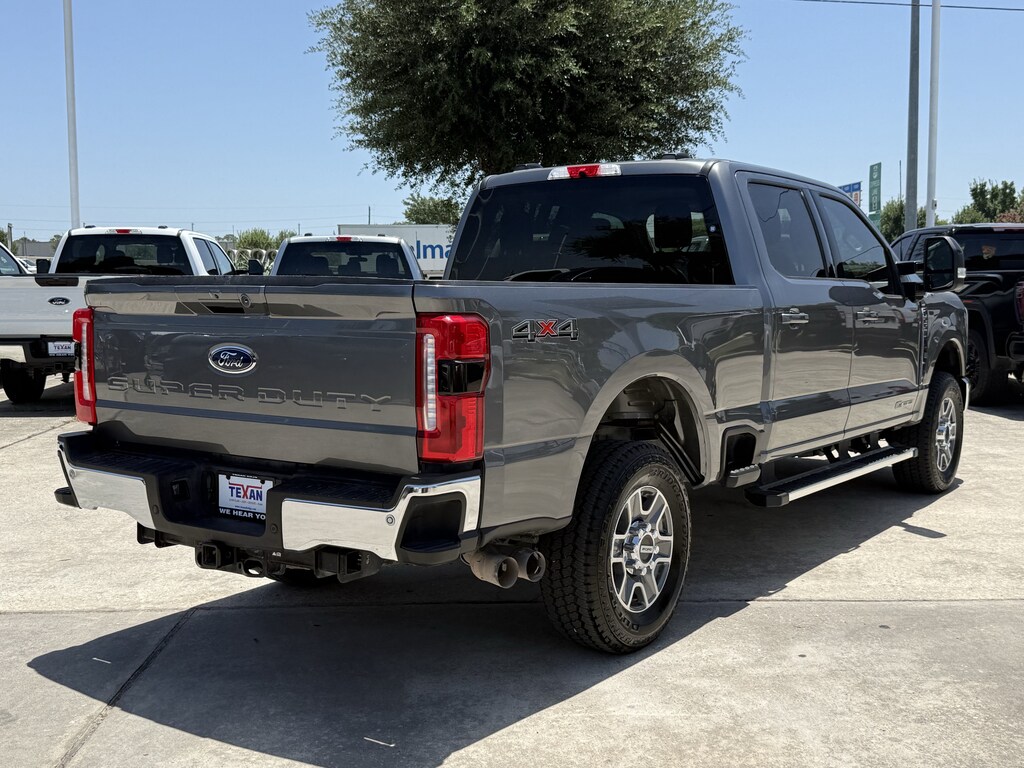 Used 2025 Ford F-250 Truck Crew Cab