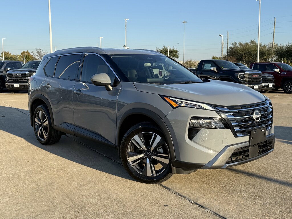 Used 2025 Nissan Rogue SL SUV