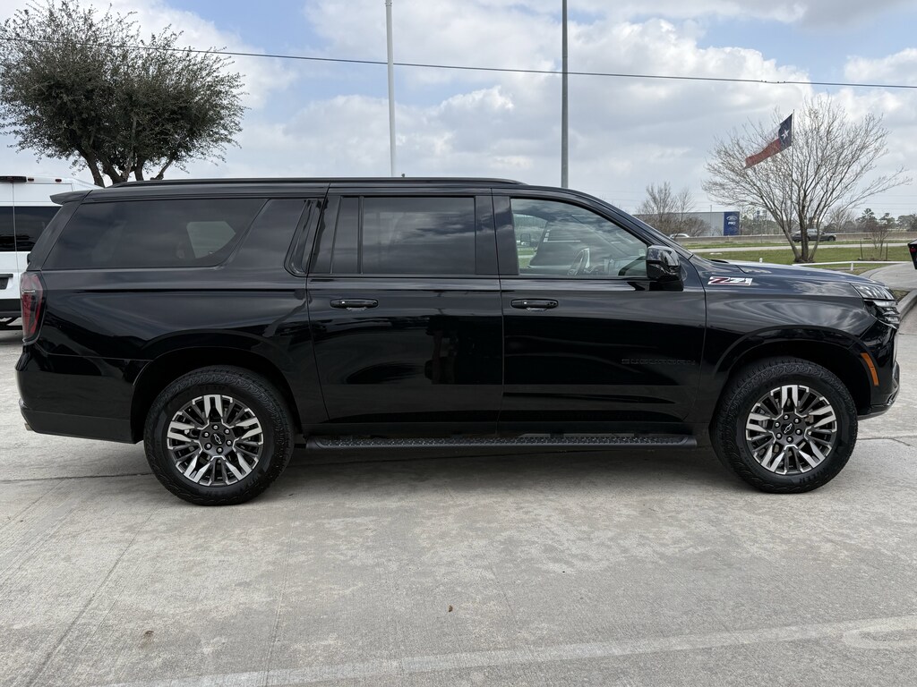 Certified 2025 Chevrolet Suburban Z71 SUV