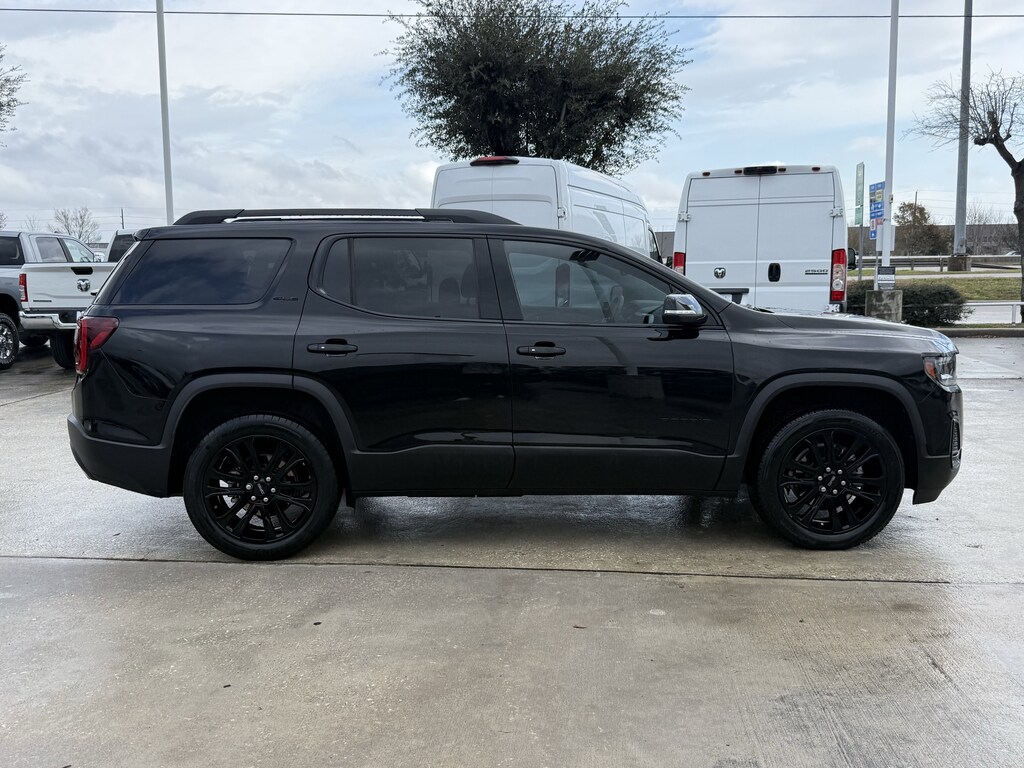 Used 2023 GMC Acadia SLE SUV